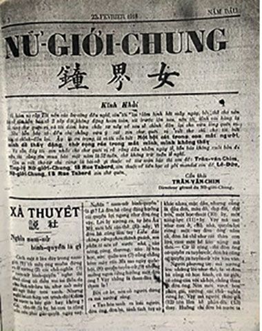 Black and white image of Vietnamese newspaper